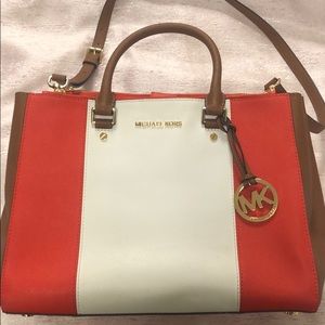 Michael Kors medium size bag
